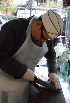 Marco Radicioni il titolare della gelateria Otaleg.